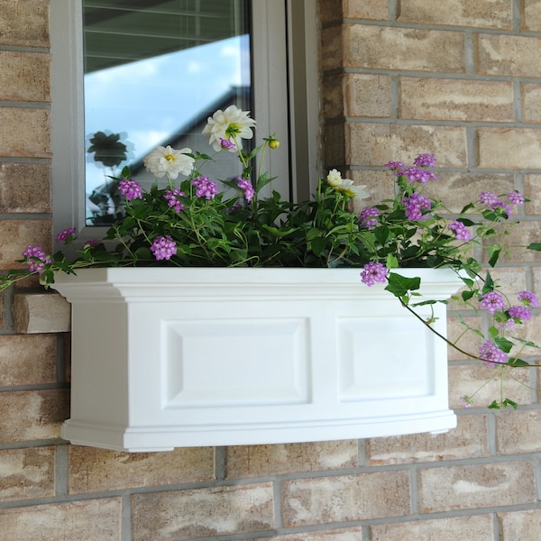 Nantucket Window Box 2' - White